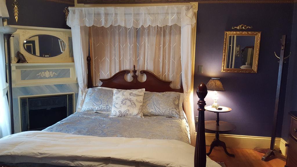 Holidae House Bed & Breakfast Bethel Esterno foto