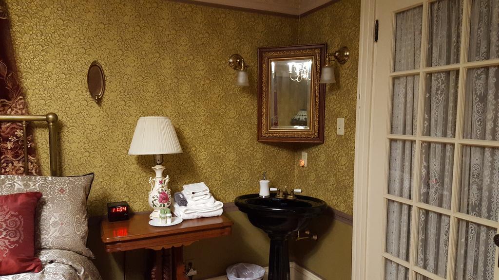 Holidae House Bed & Breakfast Bethel Esterno foto